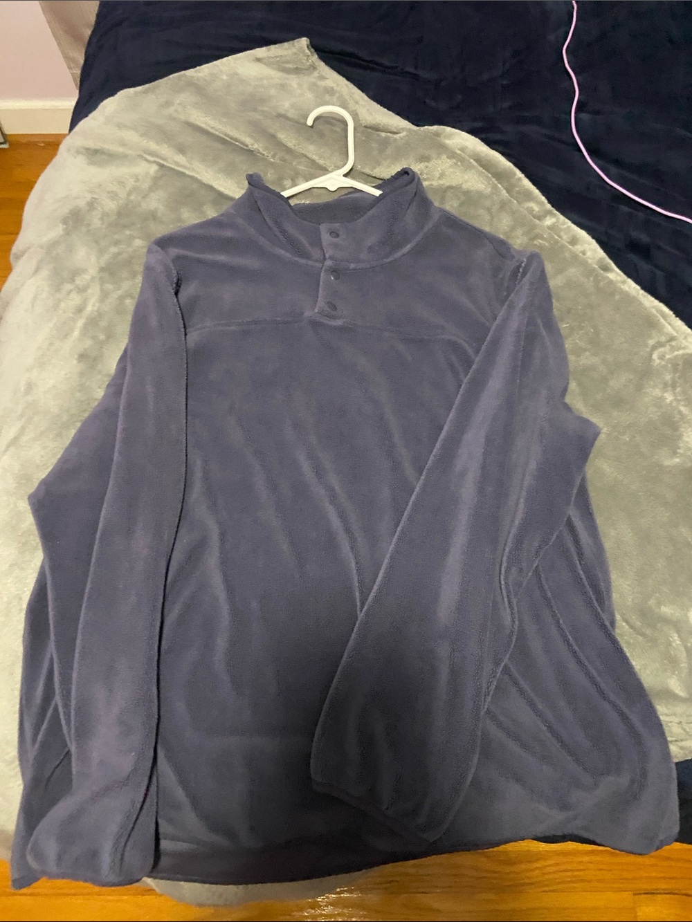 Men's Navy V-Neck Fleece Sweater
